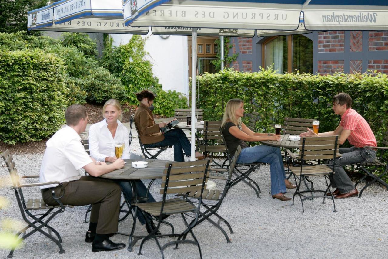Hotel Am Wallgraben Брилон Екстериор снимка