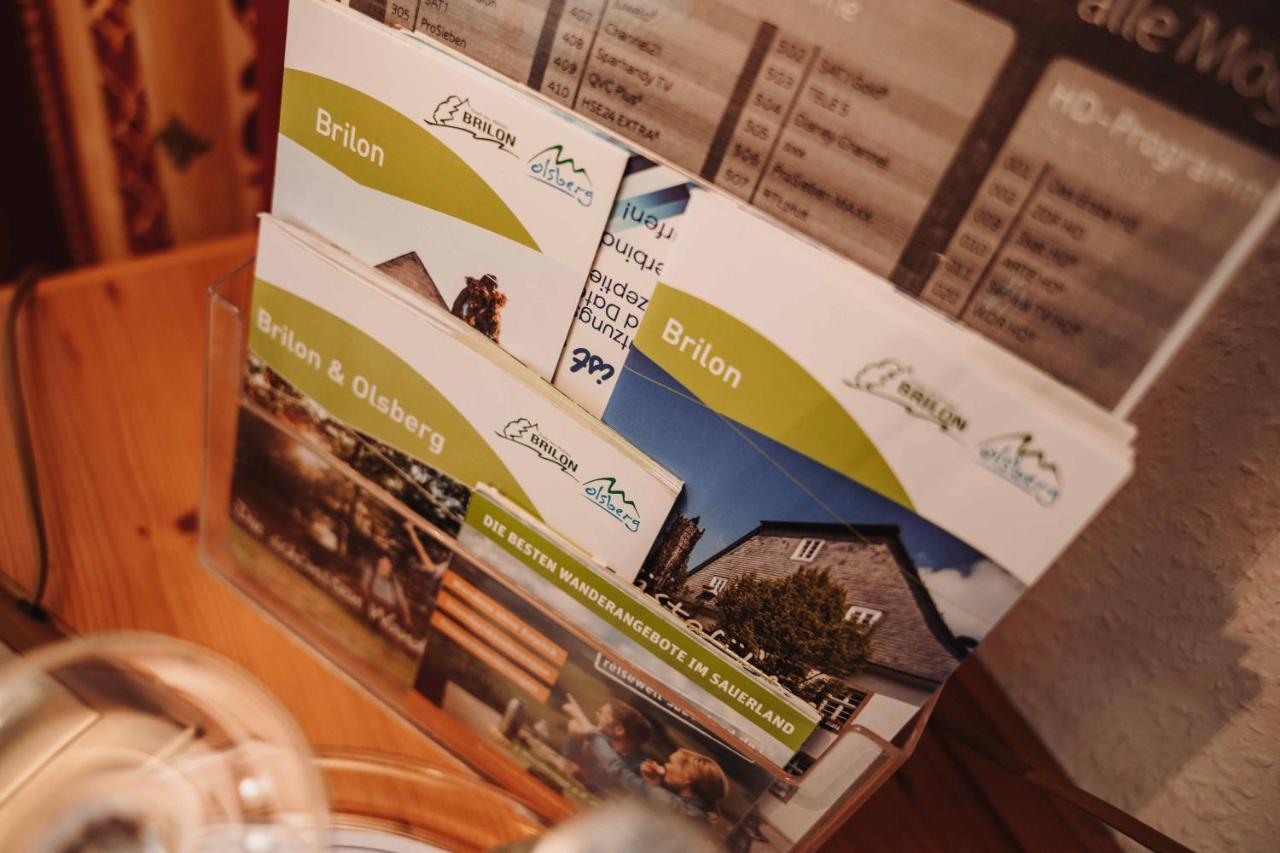 Hotel Am Wallgraben Брилон Екстериор снимка