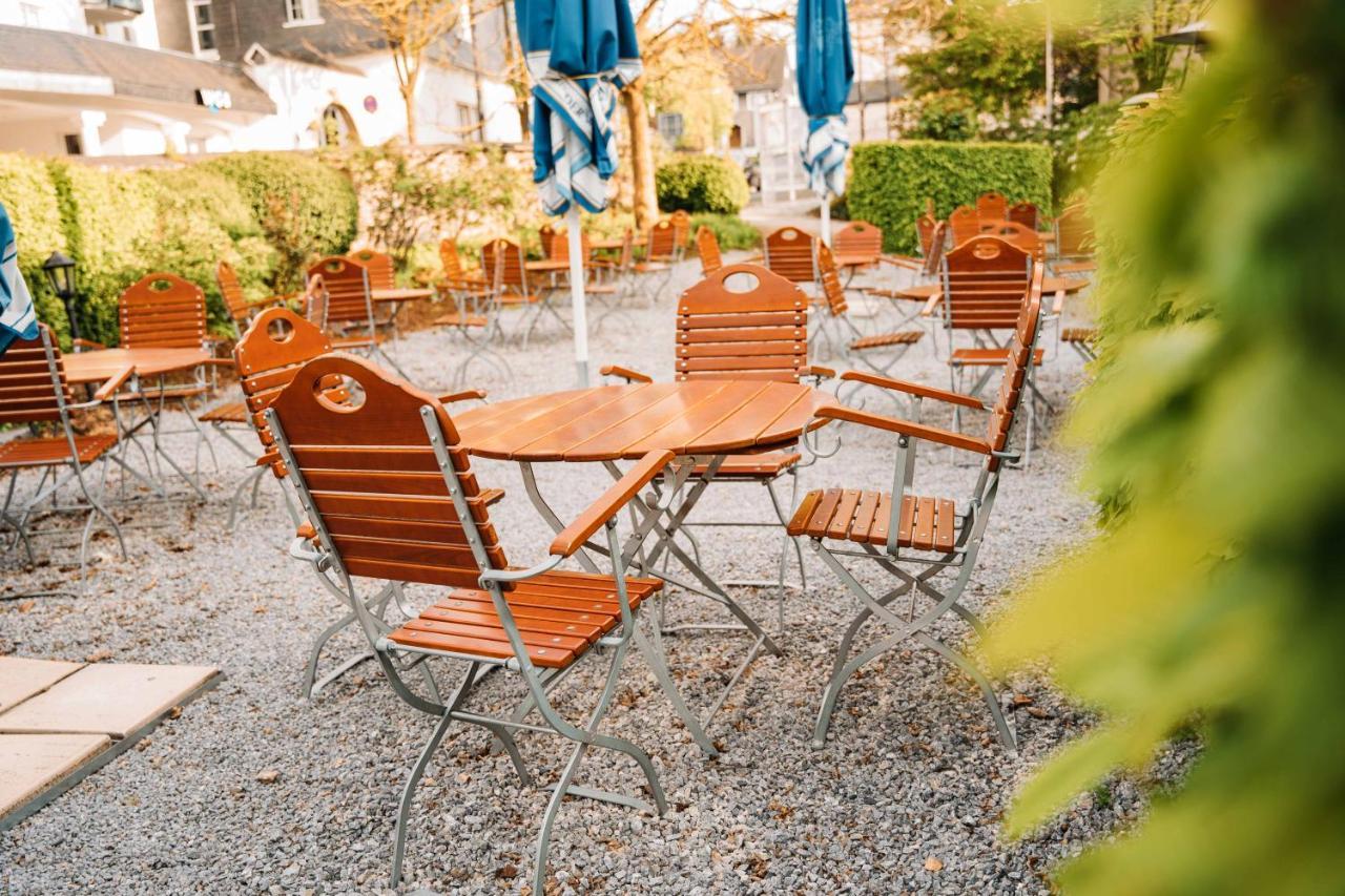 Hotel Am Wallgraben Брилон Екстериор снимка